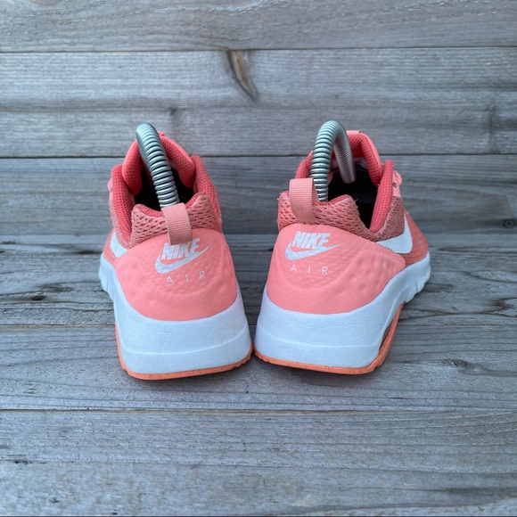 Nike Air Max Motion Sneakers - Picture 5 of 10